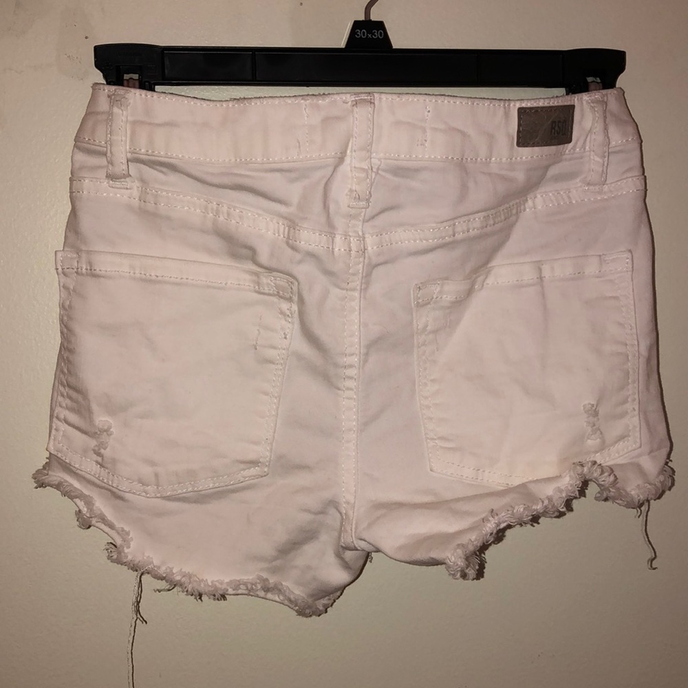 Rsq white jean shorts mid rise size 0 - Picture 3 of 3